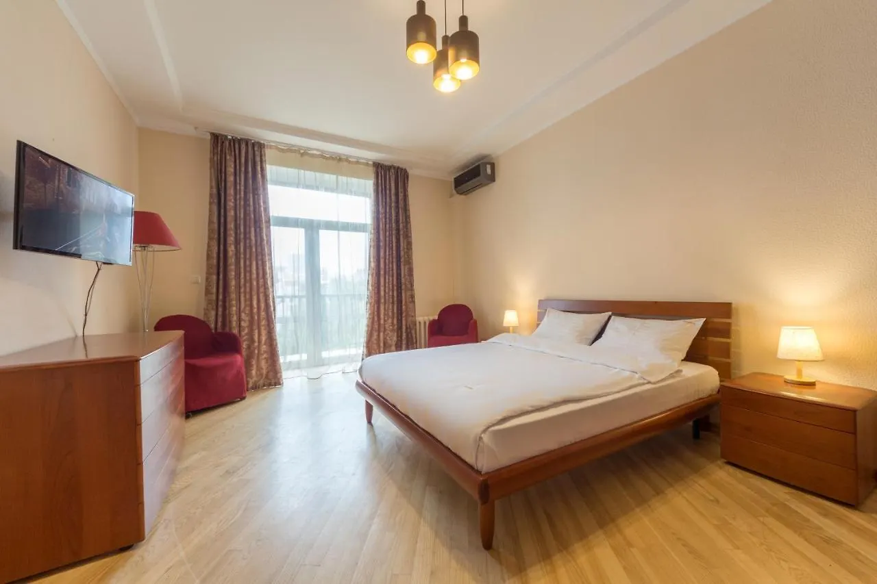 Cheap Apartments Киев 0*,