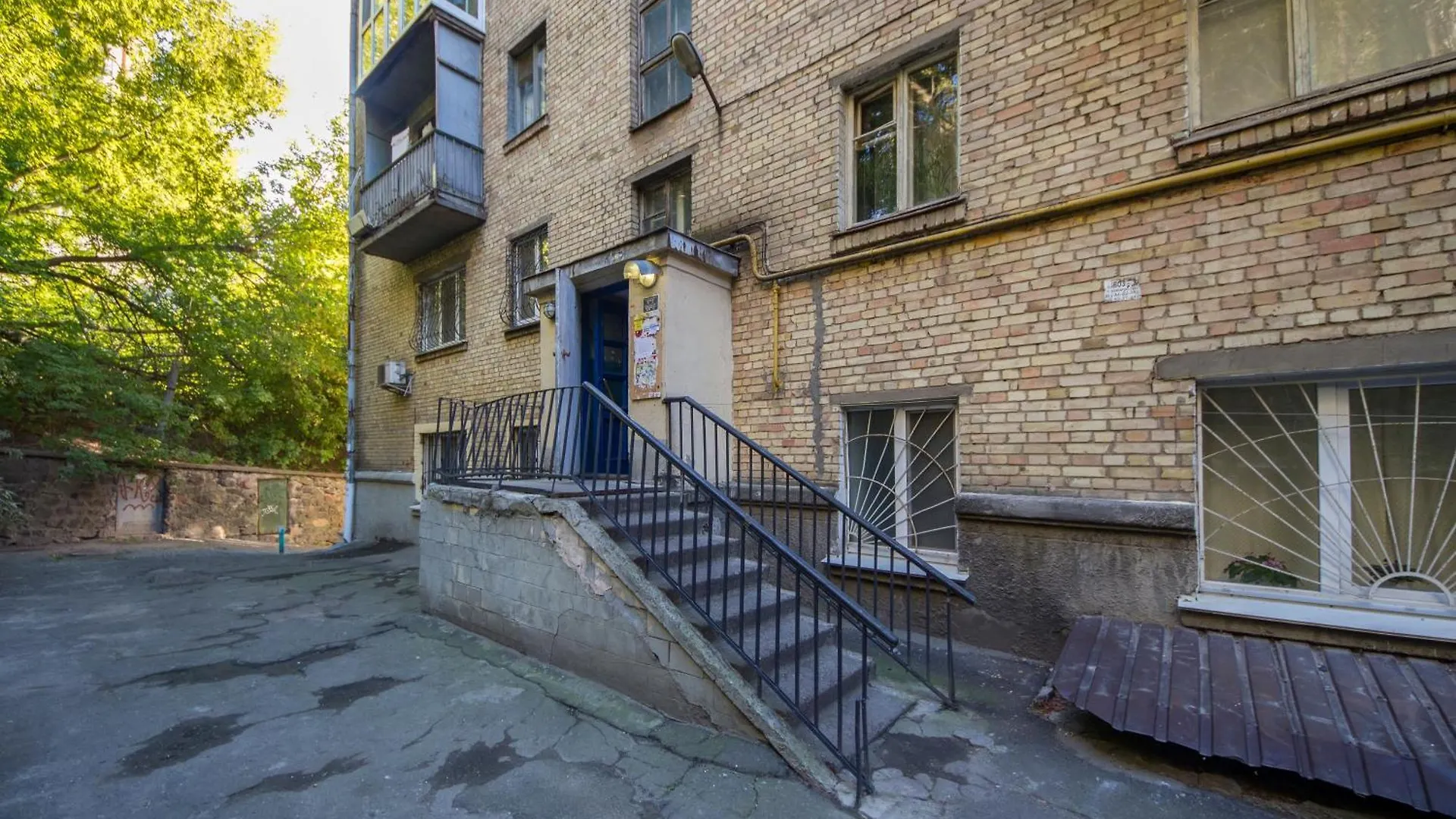 Cheap Apartments Киев 0*,  Украина