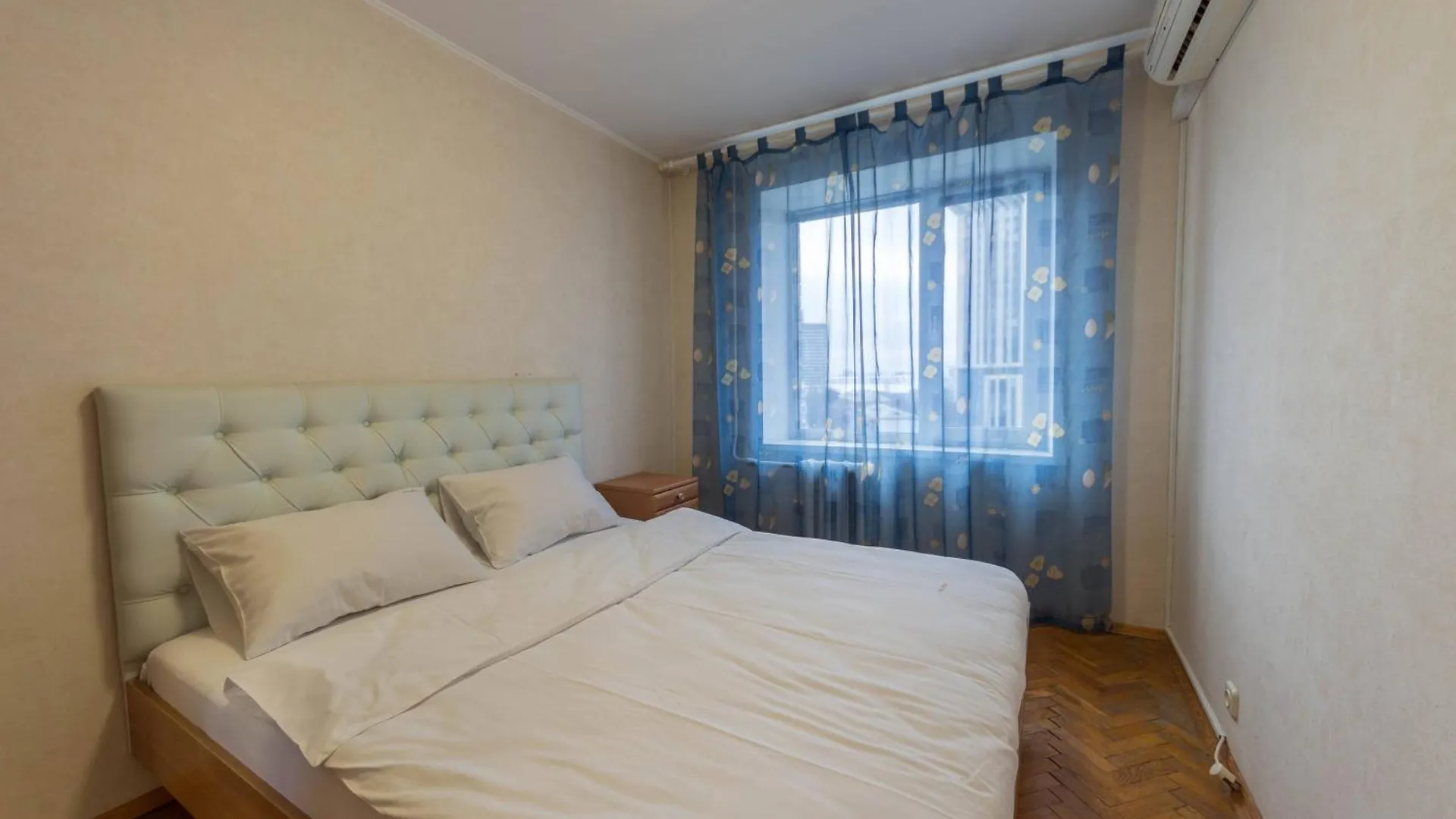 Cheap Apartments Киев 0*,  Украина